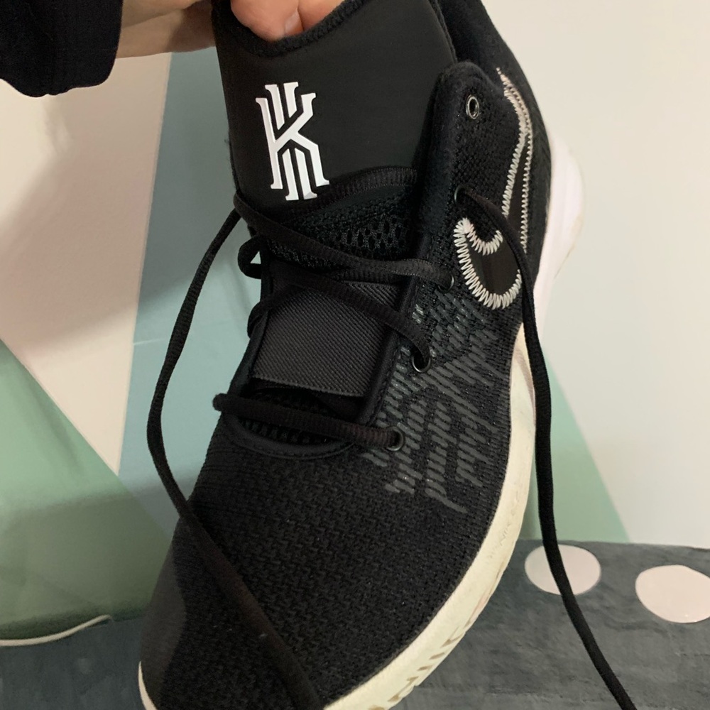 Nike Black Mens Excellent Condition 9.5